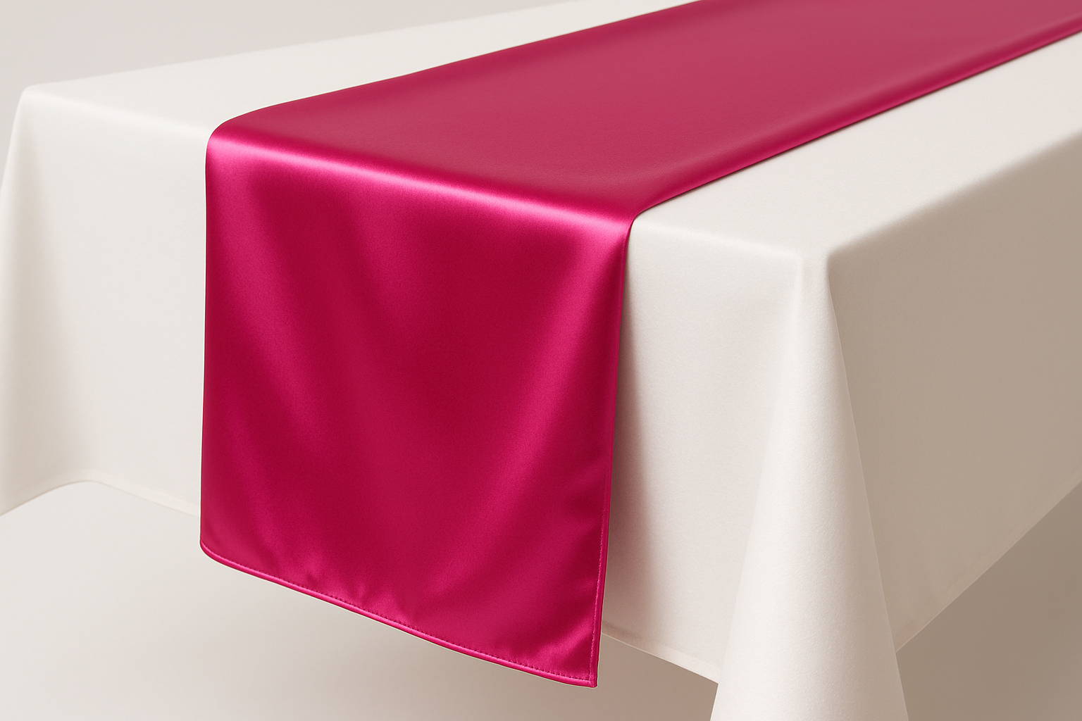 Camino de mesa en tela satin color rosa fuerte