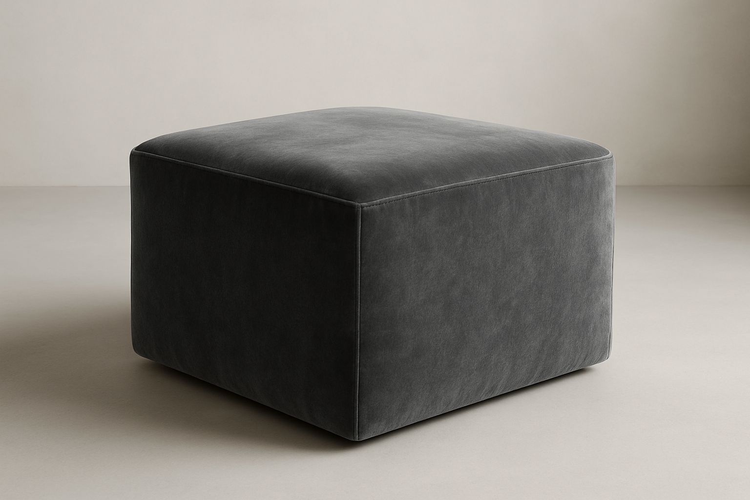 puff cuadrado terciopelo gris oxford sin patas